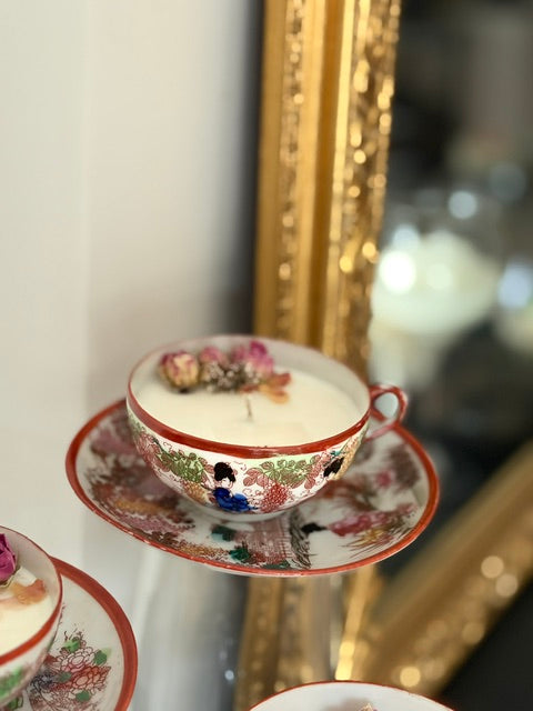 L'Escapade d'Orient, chandelle en tasse de porcelaine